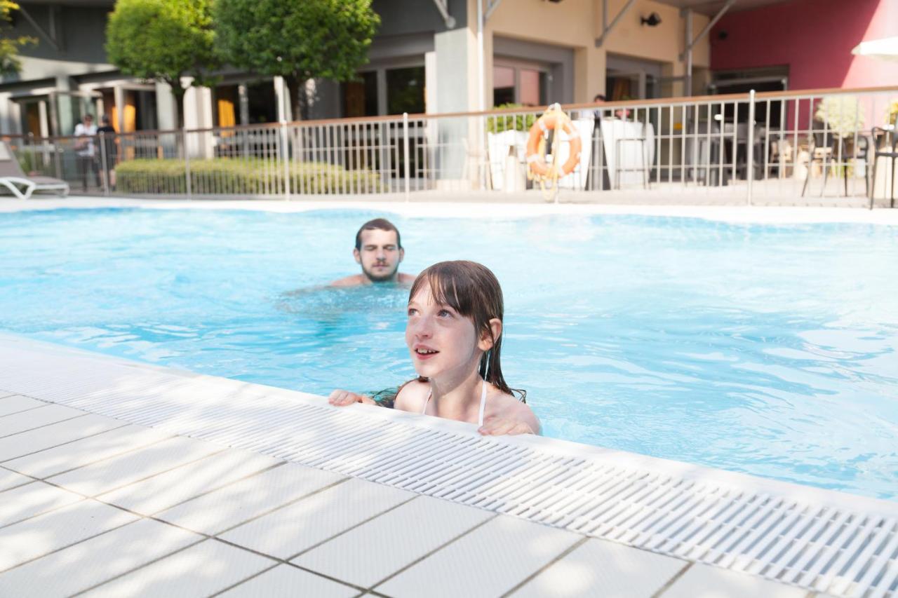 Novotel Brescia Due מראה חיצוני תמונה